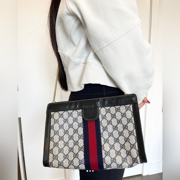 Vintage Gucci 1980s Sherry Clutch Bag - Picture 8 of 12